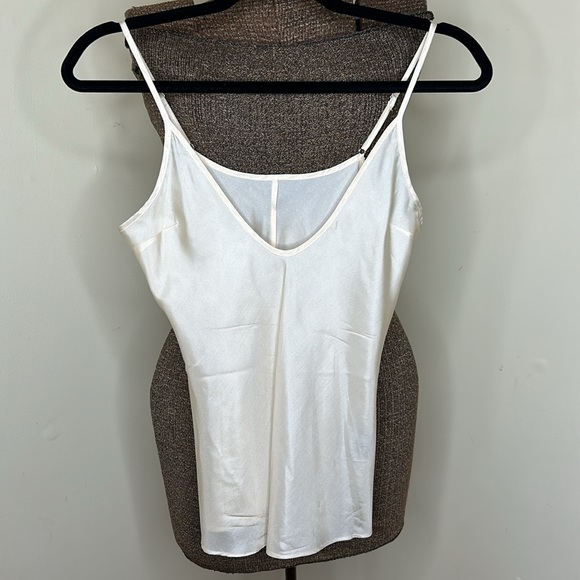 BNWOT A|X Armani Exchange Set Silk Cami, Sequin Layered Top with Hair Clip - Picture 5 of 15